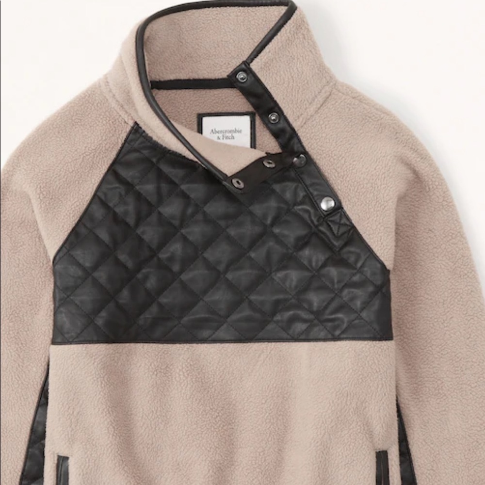 Women’s Abercrombie Asymmetrical Snap-Up Fleece